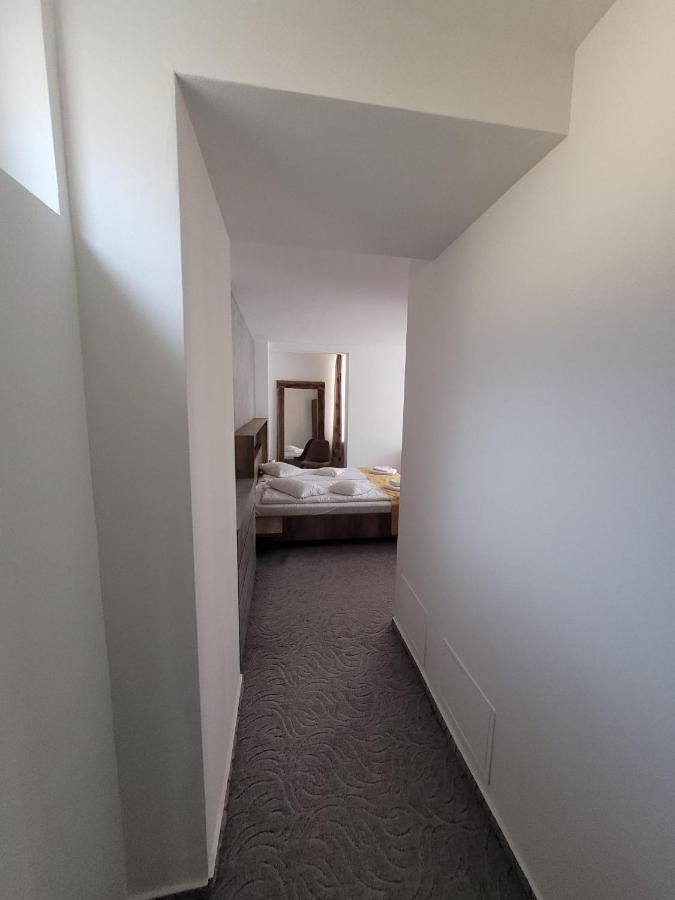 Hotel City Center Brasov Bagian luar foto