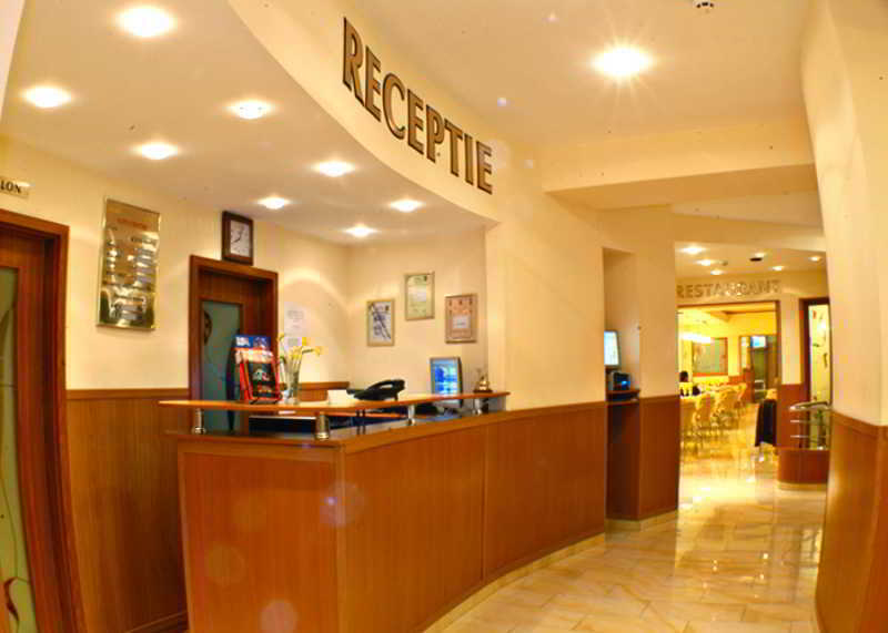 Hotel City Center Brasov Bagian luar foto